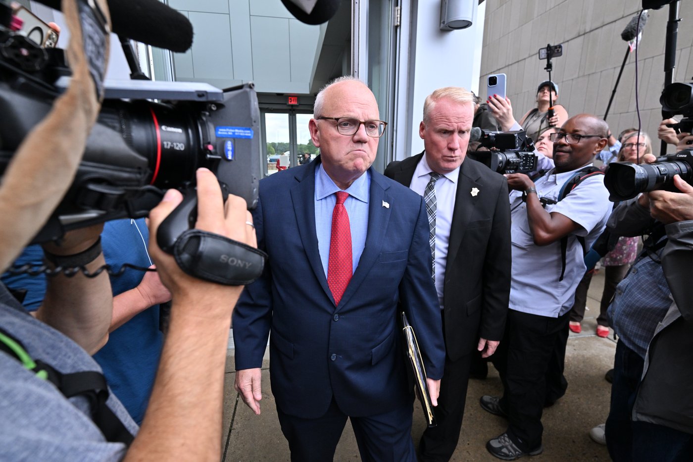 The Latest: Judge in Lindsay Clancy trial gives defense 1 hour to appeal before declaring mistrial | iNFOnews.ca The Latest: Judge in Lindsay Clancy trial gives defense 1 hour to appeal before declaring mistrial | iNFOnews.ca