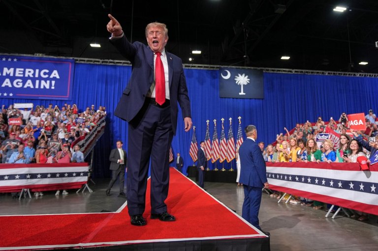 Canada-U.S. trade tensions continue to escalate as Trump team defends tariffs | iNFOnews.ca