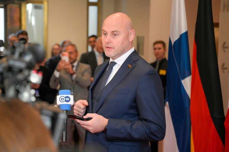 Latvians vote for a new parliament as fears of Russian hybrid attacks loom | iNFOnews.ca