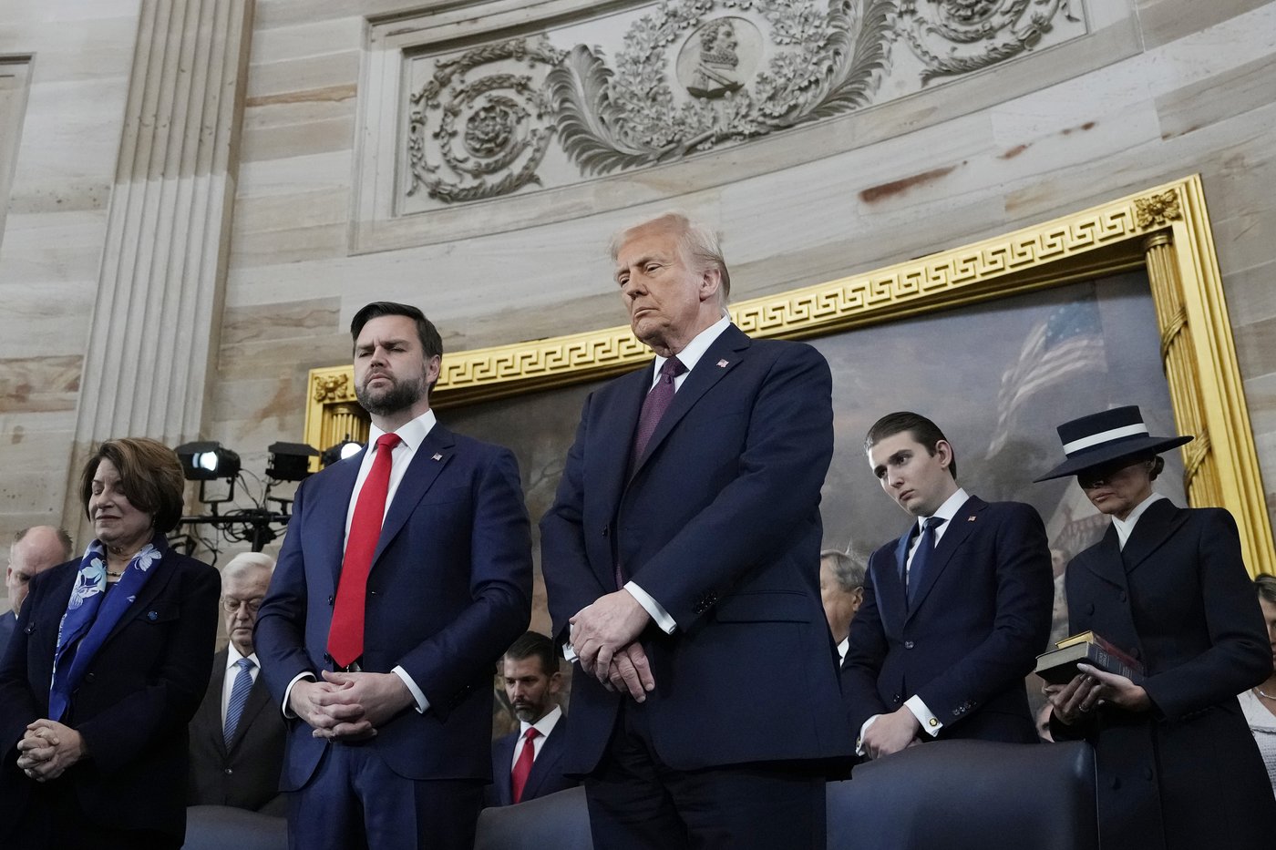 PHOTO COLLECTION: Trump Inauguration Swearing In | iNFOnews.ca