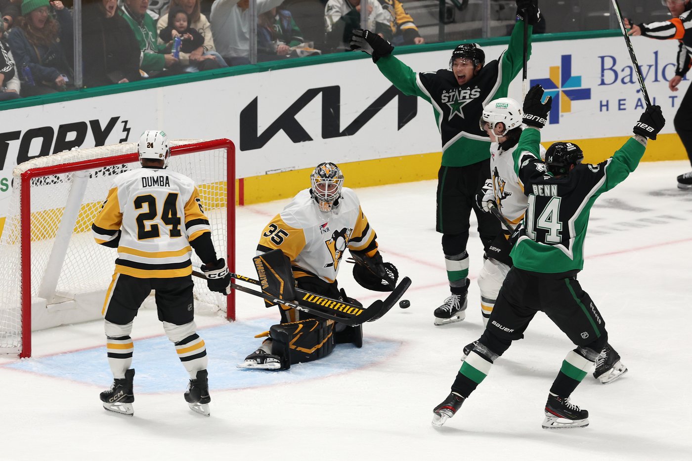 Rantanen scores lone shootout goal as Stars rally past Penguins 3-2 | iNFOnews.ca Rantanen scores lone shootout goal as Stars rally past Penguins 3-2 | iNFOnews.ca