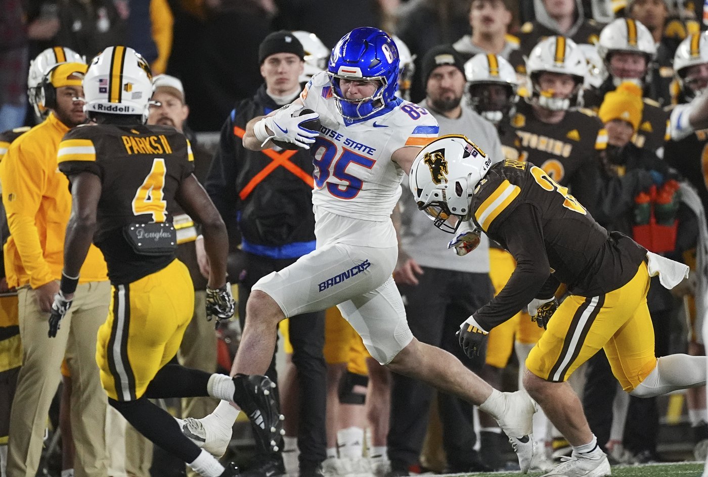 No. 19 UNLV visits No. 10 Boise State for Mountain West championship | iNFOnews.ca
