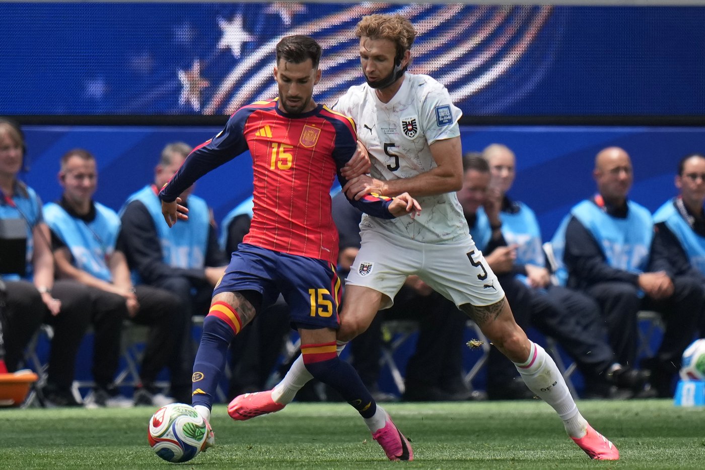 Mikel Oyarzabal's 2 goals send dominant Spain past Austria 3-0 and into round of 16 at the World Cup | iNFOnews.ca Mikel Oyarzabal's 2 goals send dominant Spain past Austria 3-0 and into round of 16 at the World Cup | iNFOnews.ca