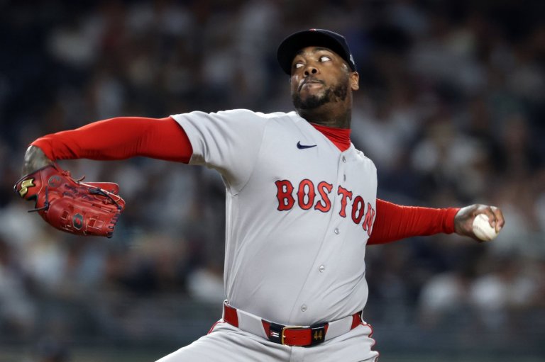 Contreras powers Red Sox past Yankees as Judge hits the injured list | iNFOnews.ca