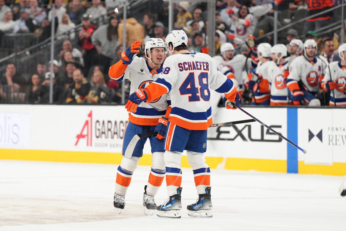 Pageau scores short-handed goal in OT as Islanders beat Golden Knights 4-3 | iNFOnews.ca