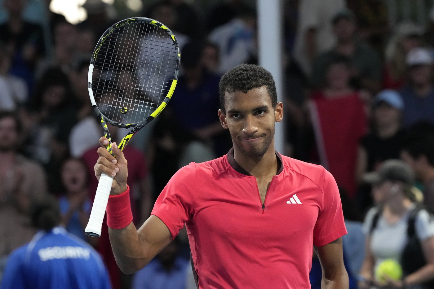 Canada's Auger-Aliassime loses in Rotterdam, retires from play after second set | iNFOnews.ca