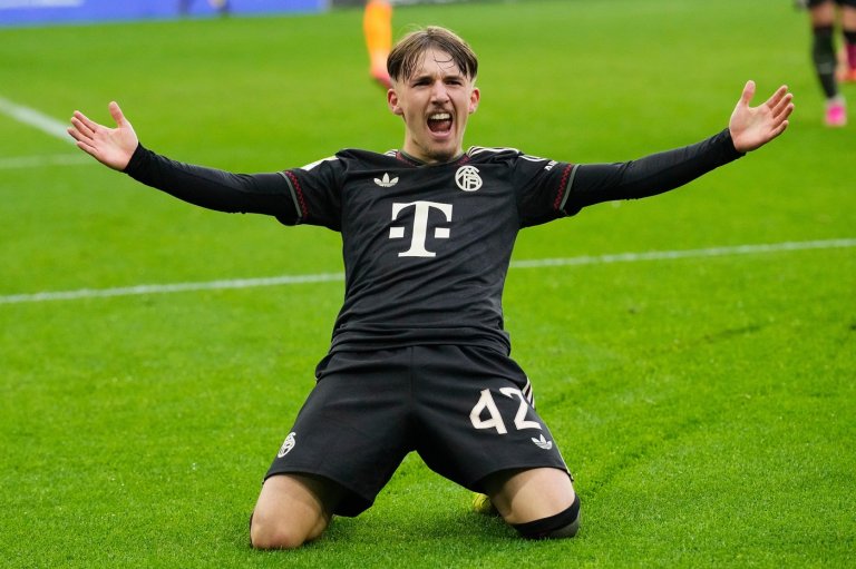 Bayern Munich teenager Karl scores again as winning run continues in the Bundesliga | iNFOnews.ca Bayern Munich teenager Karl scores again as winning run continues in the Bundesliga | iNFOnews.ca
