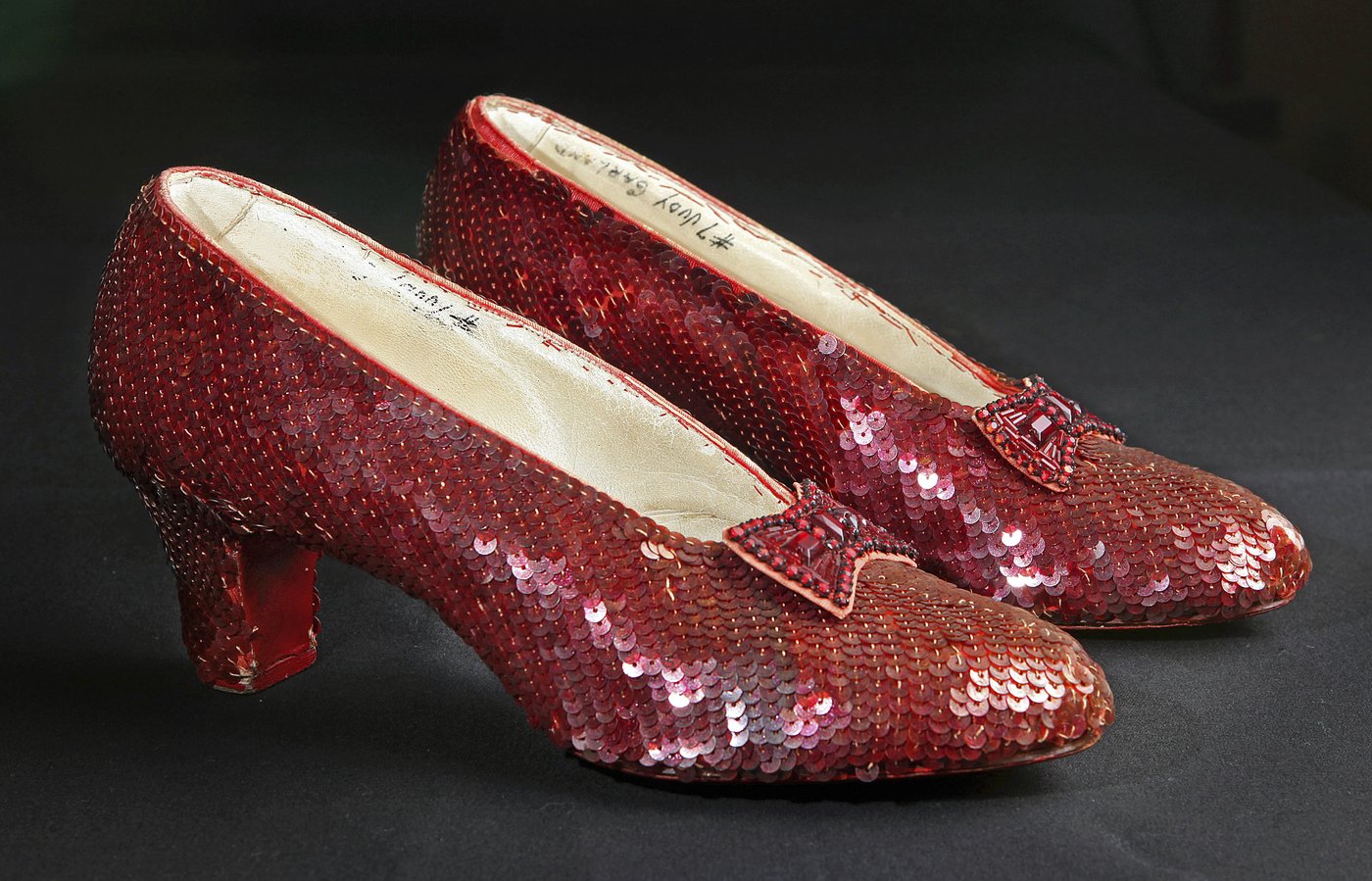 Expected guilty plea for man in 'Wizard of Oz' ruby slippers case postponed due to hospitalization | iNFOnews.ca Expected guilty plea for man in 'Wizard of Oz' ruby slippers case postponed due to hospitalization | iNFOnews.ca