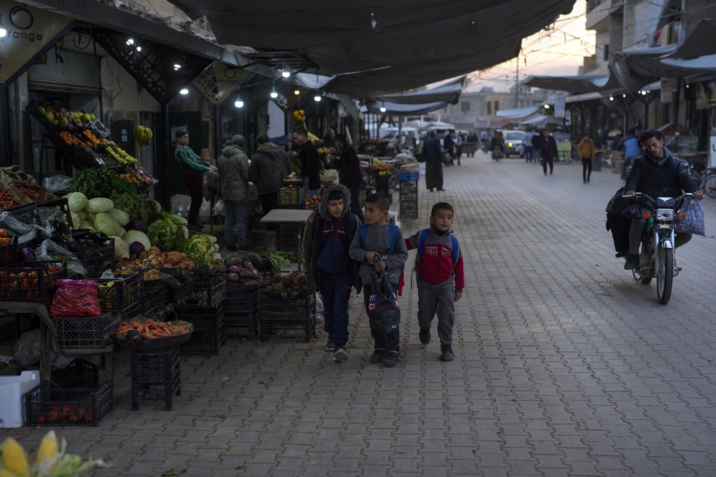 Christians in Syria mark country's transformation with tears as UN envoy urges an end to sanctions | iNFOnews.ca