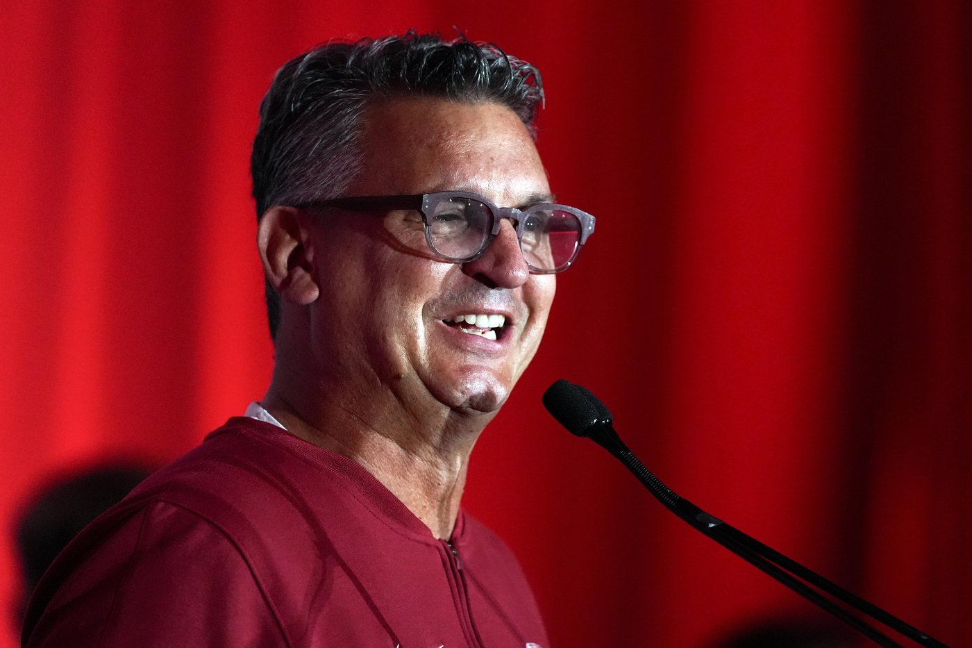 New coach Kyle Smith leads Stanford into 1st season in the ACC | iNFOnews.ca