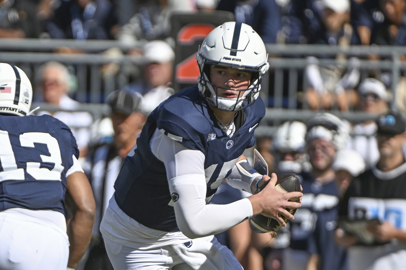 Drew Allar throws TD, runs for another as No. 7 Penn State beats UCLA 27-11 | iNFOnews.ca