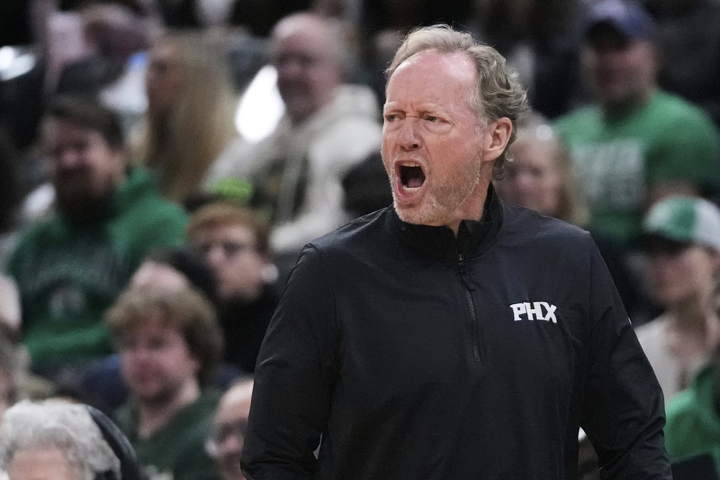 Phoenix Suns fire coach Mike Budenholzer after one dismal season with high-priced roster | iNFOnews.ca