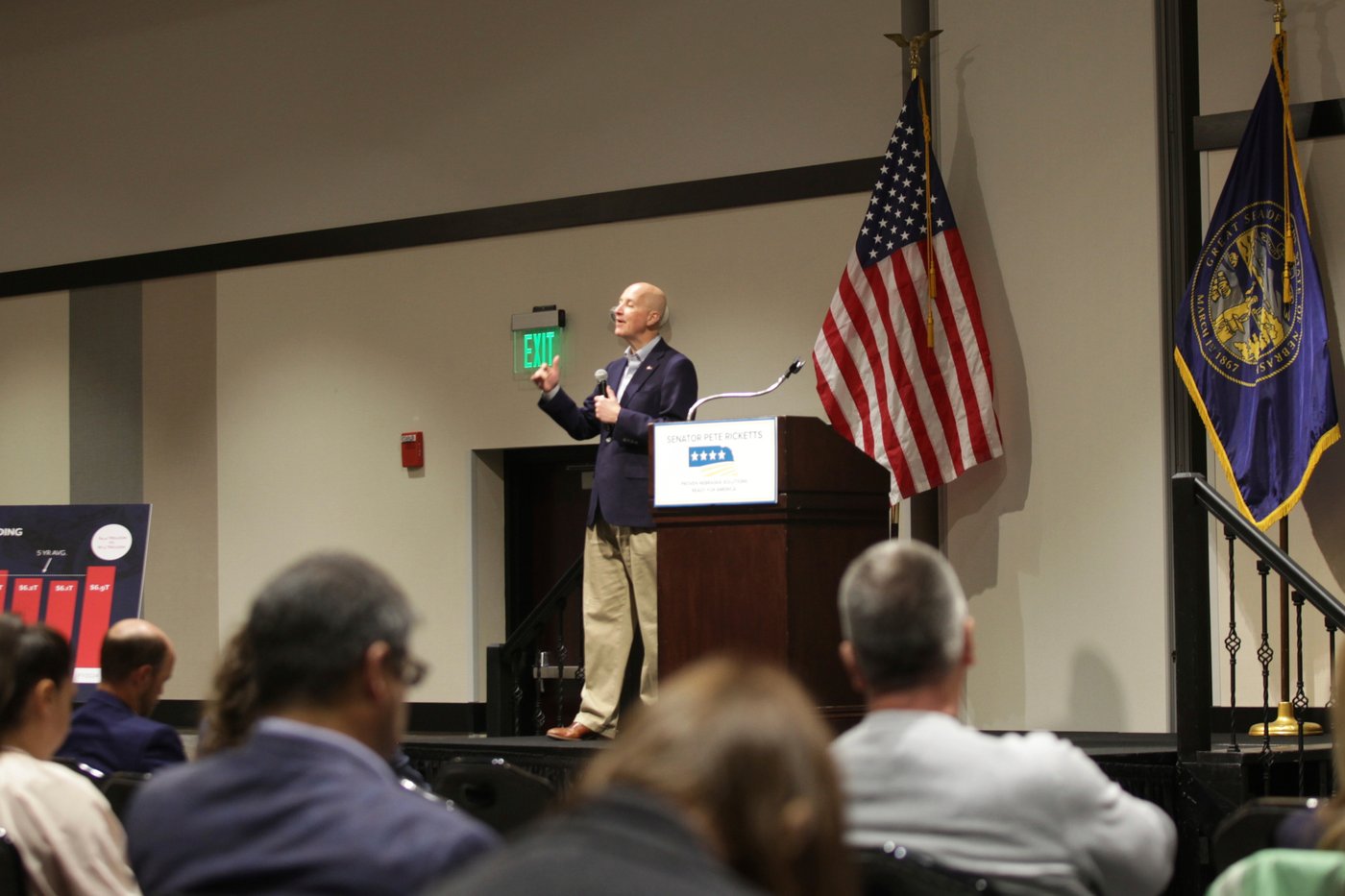 Nebraska Republican Sen. Pete Ricketts faces occasional jeers as he defends Trump's cuts | iNFOnews.ca