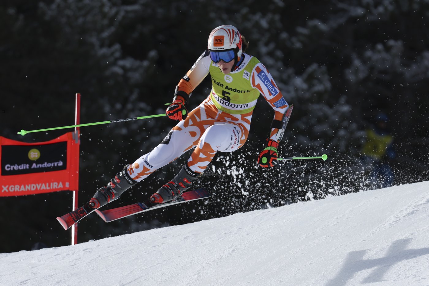 Olympic slalom champion Petra Vlhova has a setback in return from knee surgery | iNFOnews.ca
