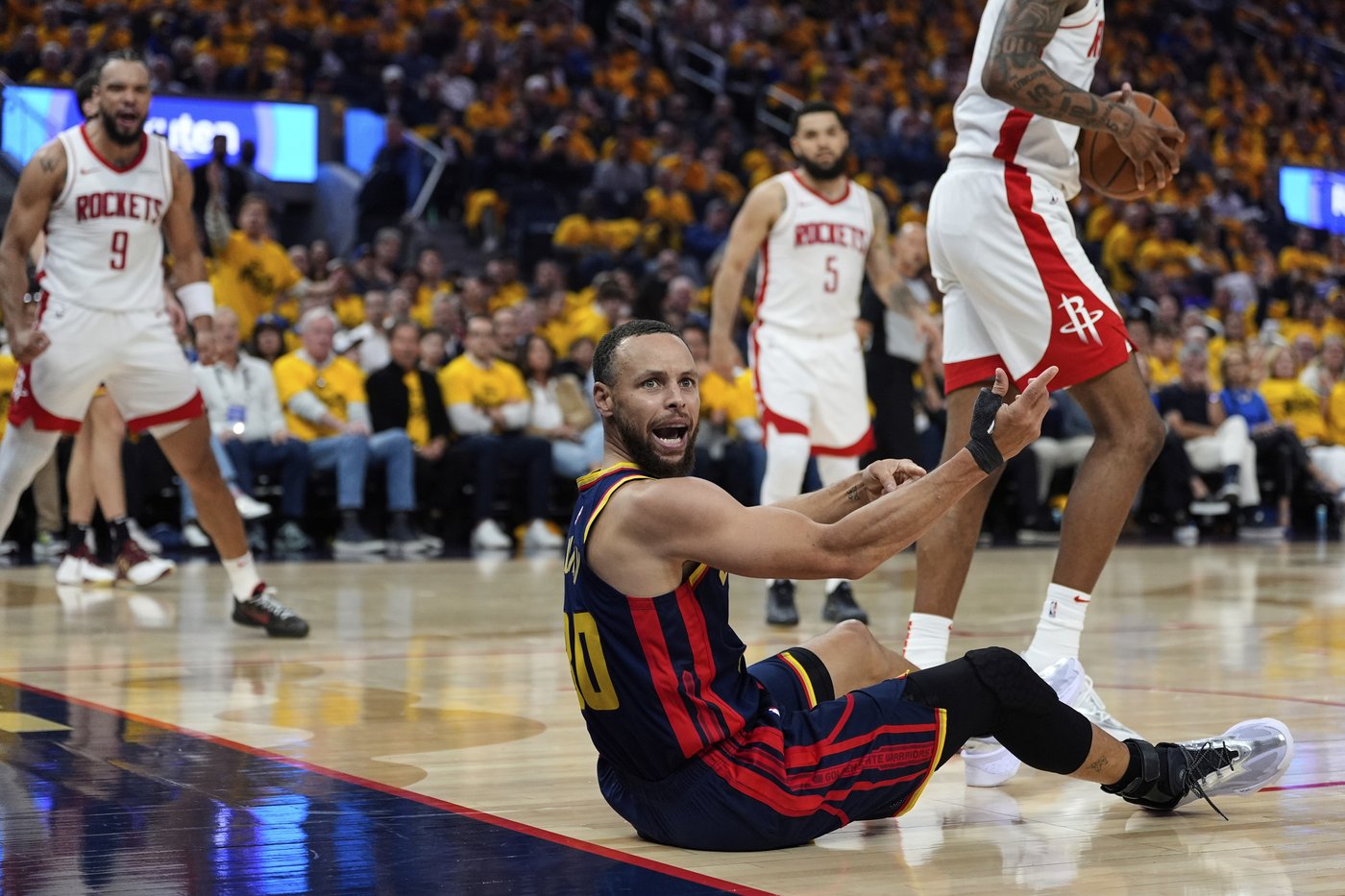 Jimmy Butler returns from injury absence to lead Warriors past Rockets 109-106 for 3-1 series lead | iNFOnews.ca