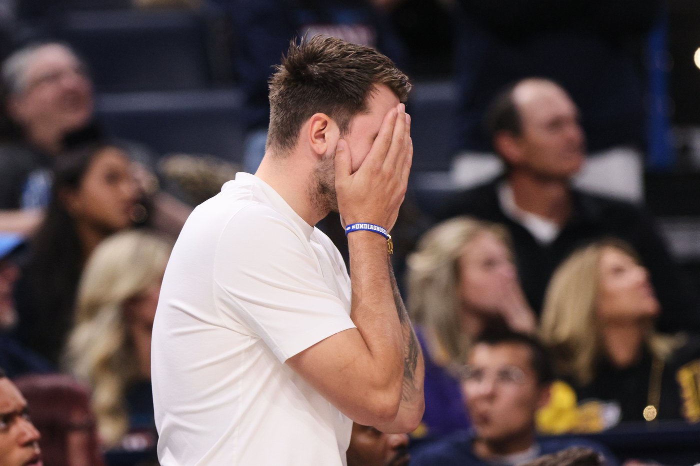 Luka Doncic says he wasn't close to returning from injury before Lakers' season ended | iNFOnews.ca