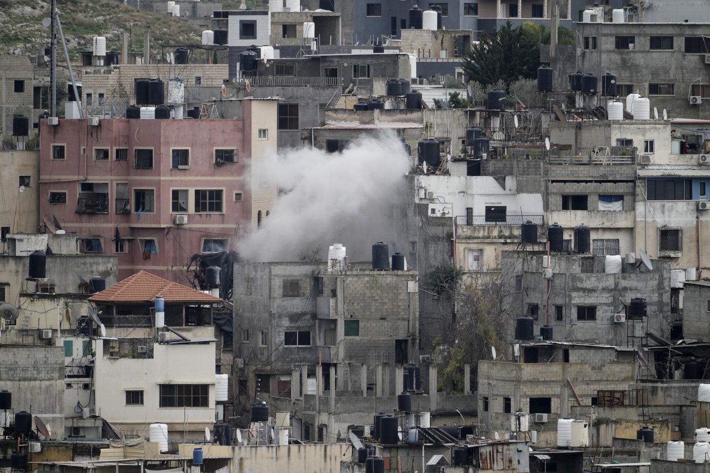 Israel threatens 'all hell will break loose' on Hamas in latest Gaza ceasefire crisis | iNFOnews.ca
