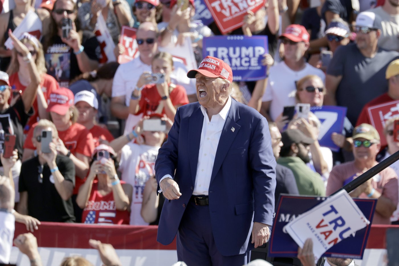 Trump appeals to women in return to North Carolina without Mark Robinson, a top in-state supporter | iNFOnews.ca