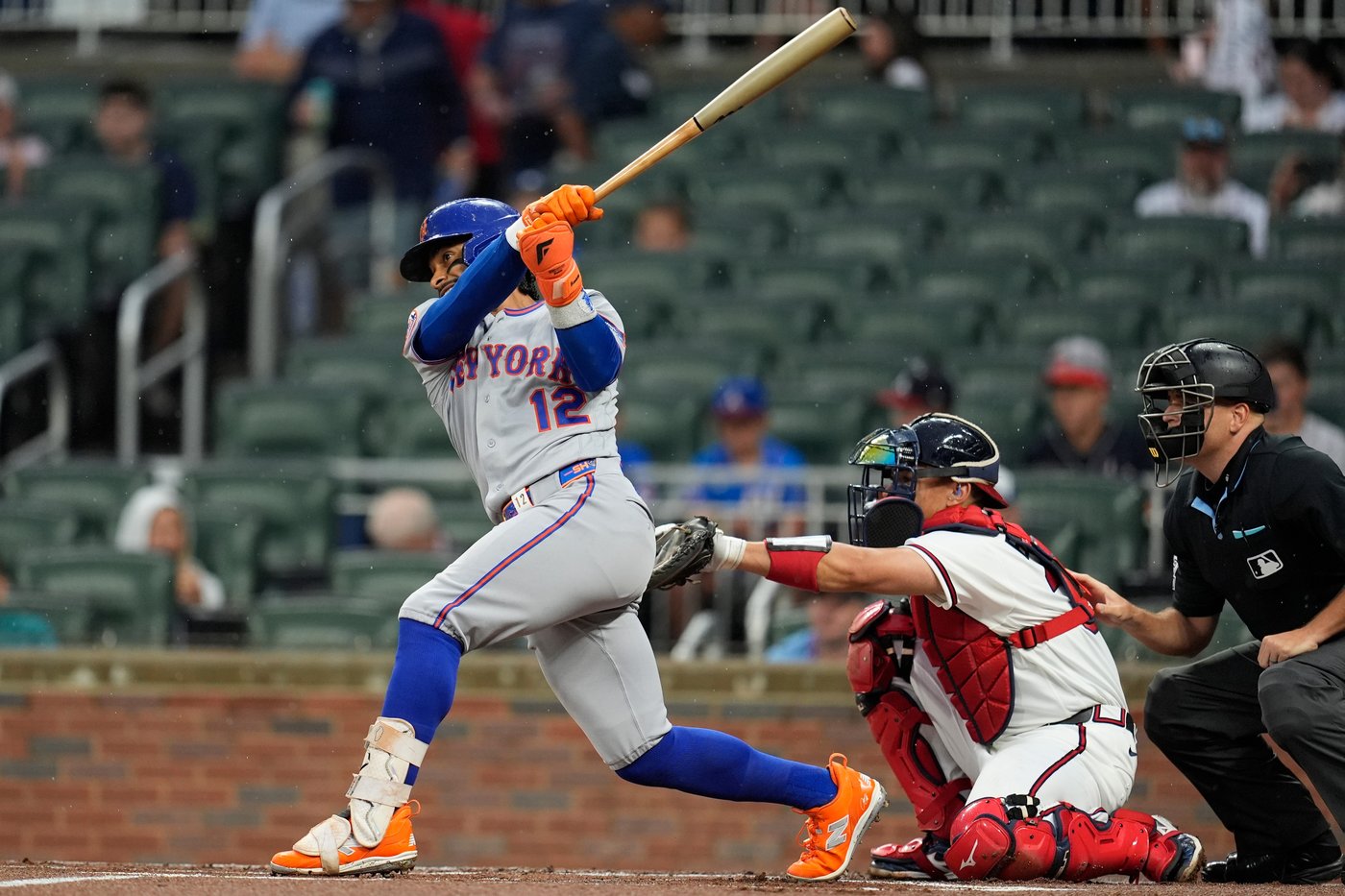 Pérez pitches 6 more scoreless innings, Albies and Olson homer for Braves in 4-0 win over Mets | iNFOnews.ca