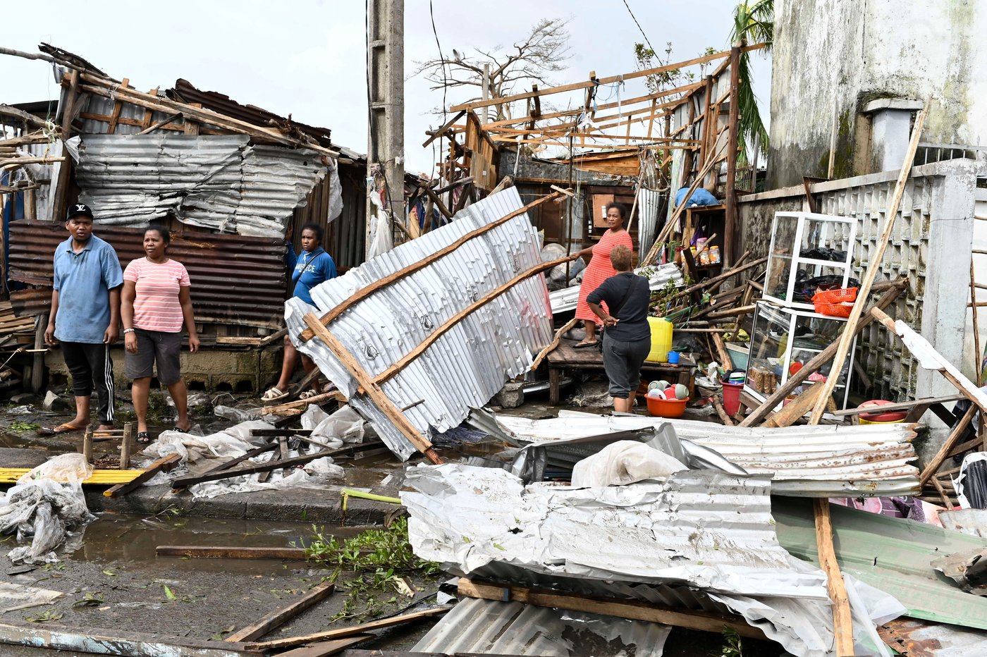 Death toll rises to 31 after Tropical Cyclone Gezani hits Madagascar and crushes houses | iNFOnews.ca Death toll rises to 31 after Tropical Cyclone Gezani hits Madagascar and crushes houses | iNFOnews.ca