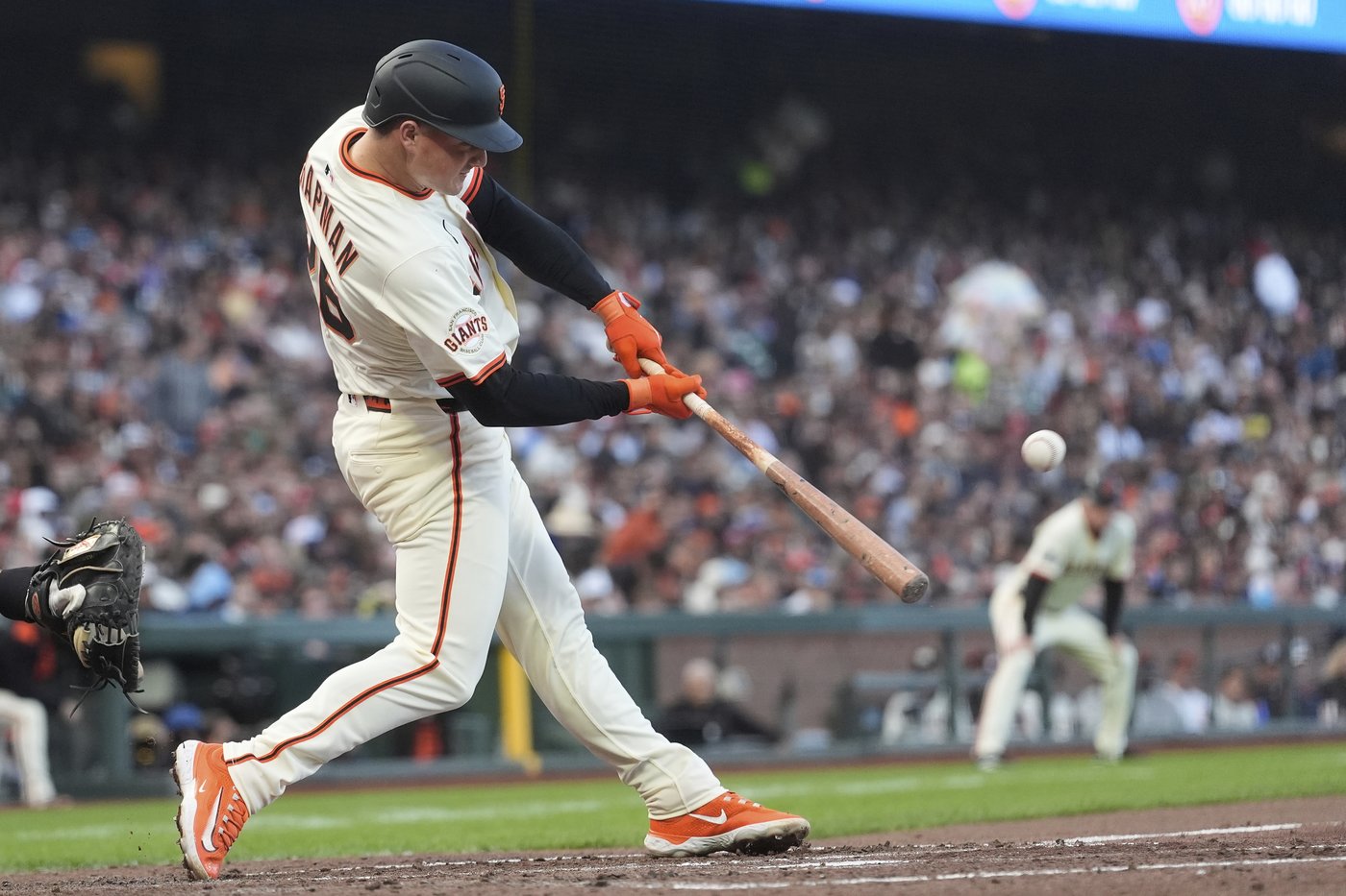 Giants score 2 in 8th inning to beat Phillies 3-1 | iNFOnews.ca Giants score 2 in 8th inning to beat Phillies 3-1 | iNFOnews.ca