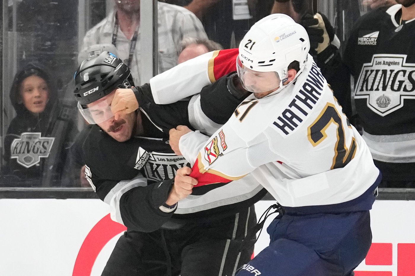 Matthew Tkachuk scores, Brad Marchand injured in Panthers' 2-1 win over Kings | iNFOnews.ca