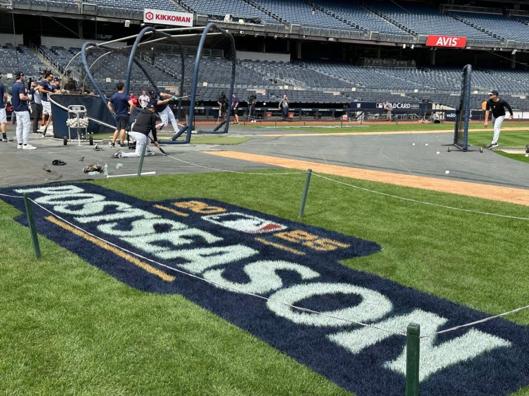 Crochet wants Red Sox teammates to give Yankees the business, tells them to dress for success | iNFOnews.ca