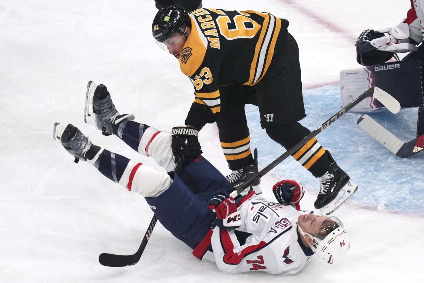 Bruins beat Capitals 4-1, hold Washington to season-low 11 shots. | iNFOnews.ca Bruins beat Capitals 4-1, hold Washington to season-low 11 shots. | iNFOnews.ca