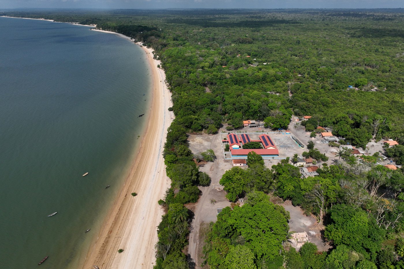 Solar power helps Amazon communities ditch diesel and prepare for El Niño drought | iNFOnews.ca