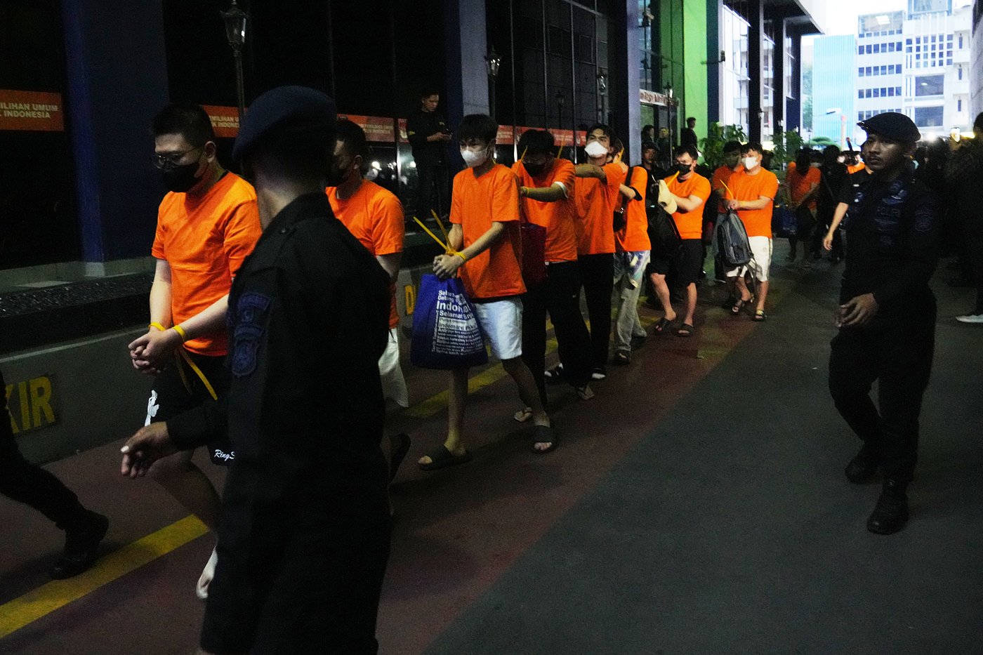 Indonesian police arrest 321 foreigners in an operation to crack down on banned online gambling | iNFOnews.ca Indonesian police arrest 321 foreigners in an operation to crack down on banned online gambling | iNFOnews.ca