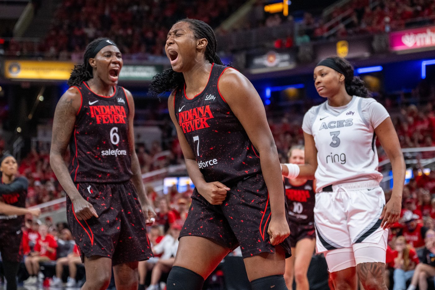 Aliyah Boston, Kelsey Mitchell lead Fever past Aces 90-83 to even series and set up decisive Game 5 | iNFOnews.ca