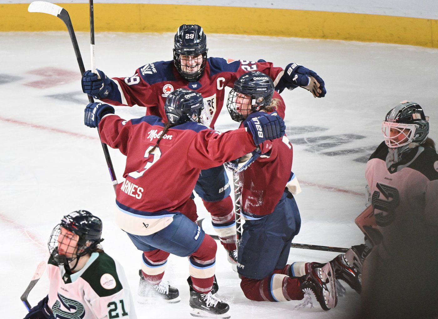 Stacey nets OT winner to lift PWHL-leading Victoire to 3-2 victory over Fleet | iNFOnews.ca