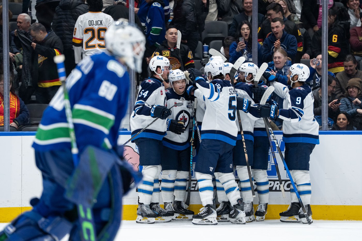Perfetti nets OT winner to lift Jets past Canucks 3-2 | iNFOnews.ca