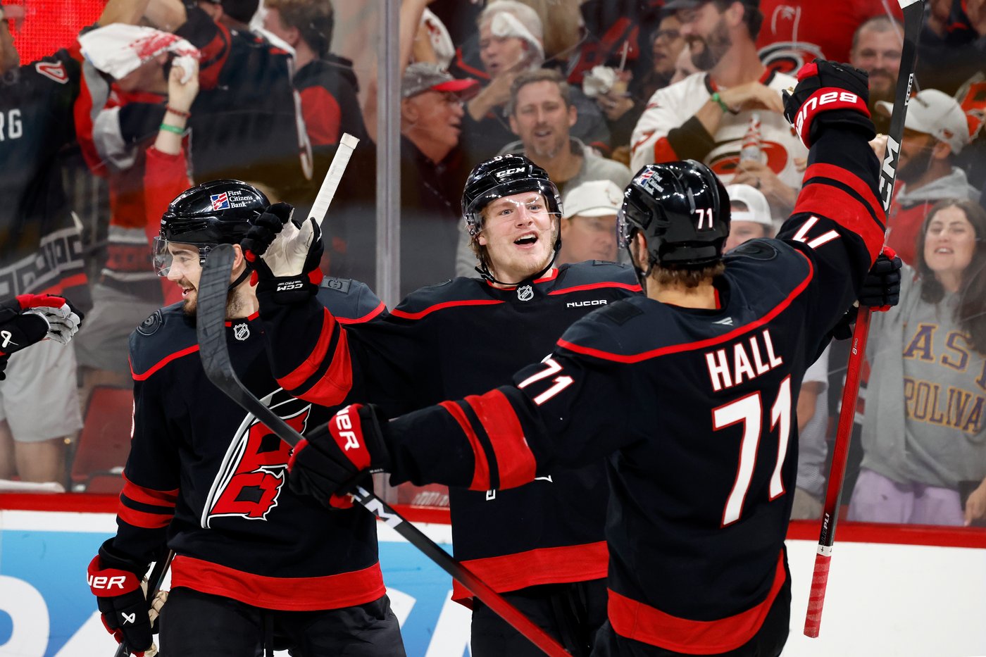 Hurricanes roll past Canadiens 6-1 in Eastern Conference Final, earn trip to Stanley Cup Final | iNFOnews.ca