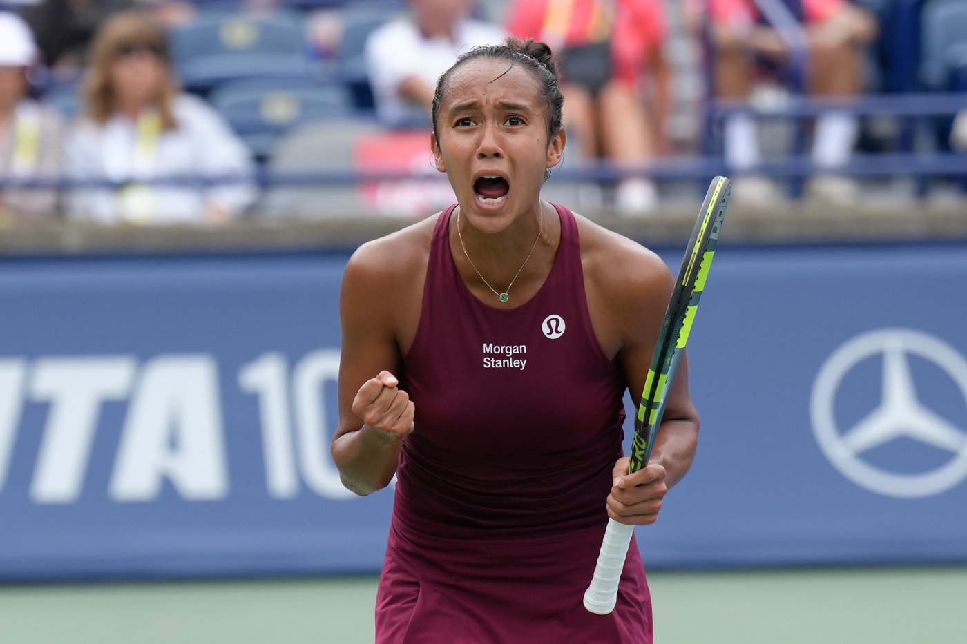 Canada's Fernandez upsets Andreeva in third-round match at NBO Toronto | iNFOnews.ca Canada's Fernandez upsets Andreeva in third-round match at NBO Toronto | iNFOnews.ca