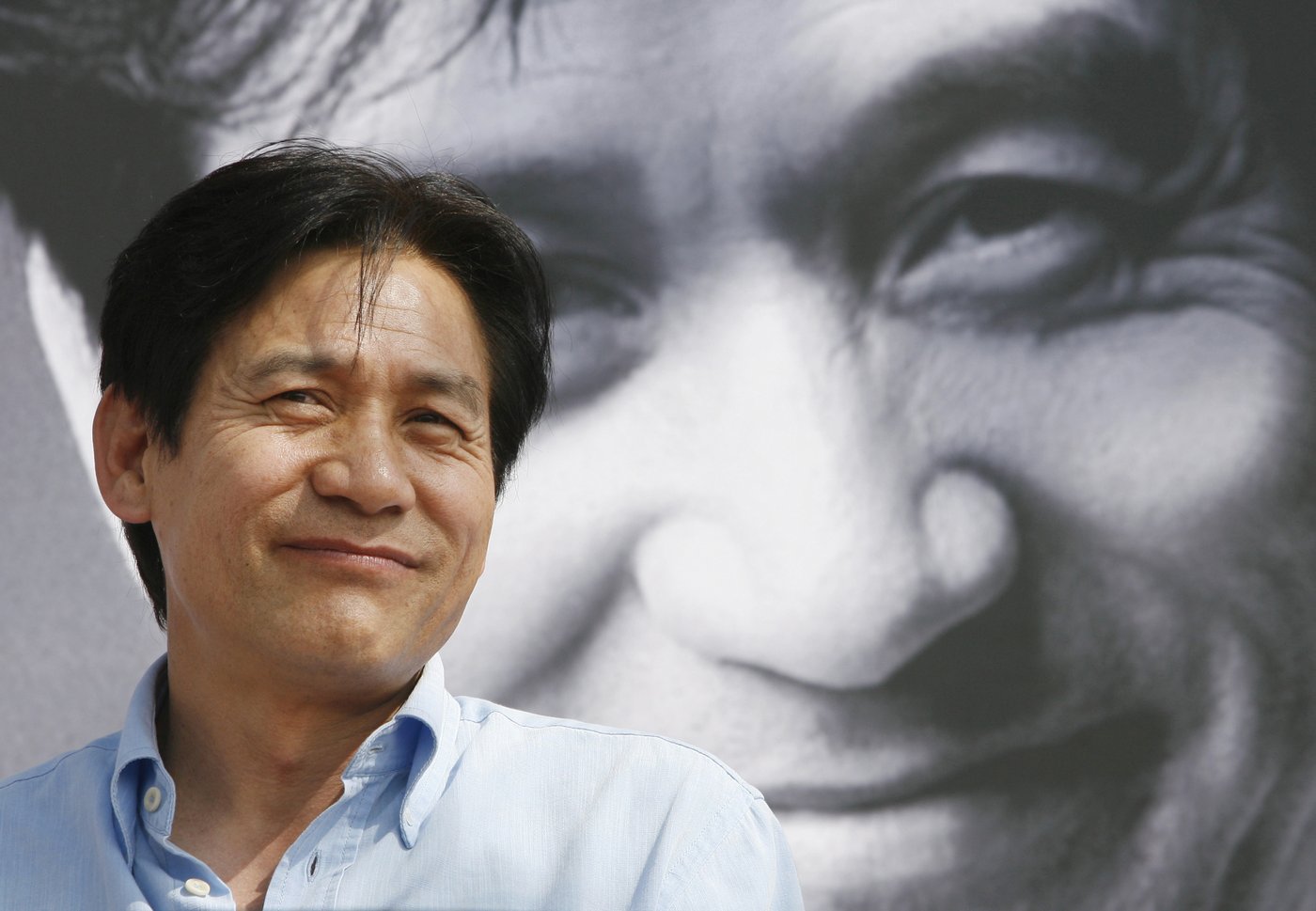 South Korean movie star Ahn Sung-ki, dubbed 'The Nation's Actor,' dies at 74 | iNFOnews.ca