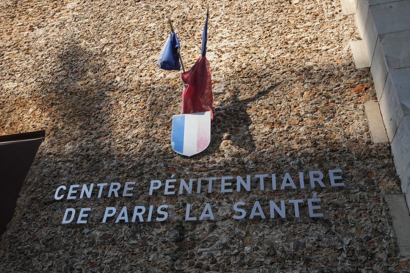 France's former President Sarkozy will begin serving a 5-year prison sentence Tuesday | iNFOnews.ca France's former President Sarkozy will begin serving a 5-year prison sentence Tuesday | iNFOnews.ca