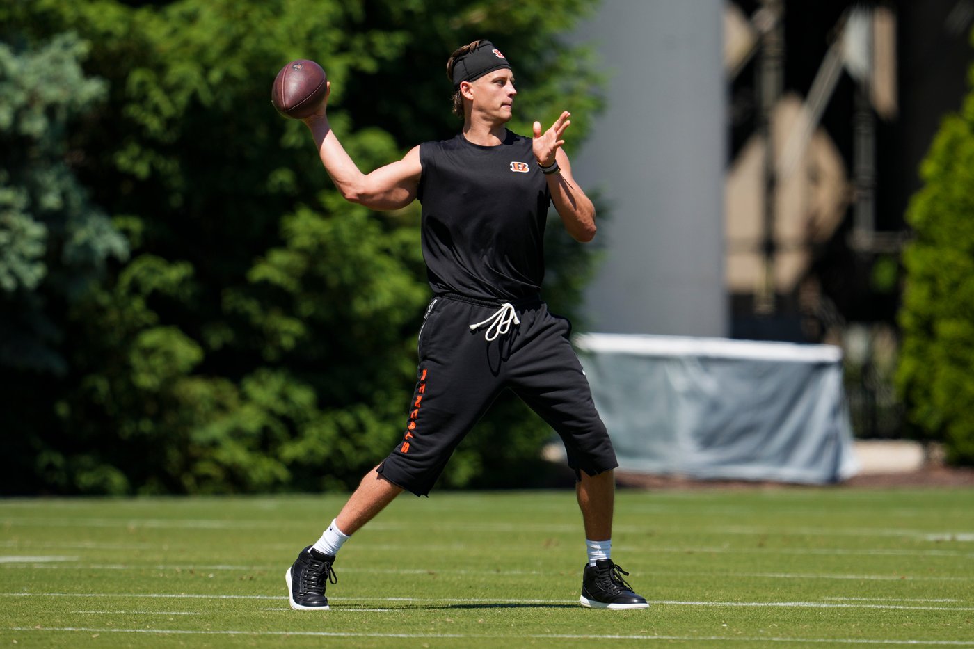 Joe Burrow thrilled by Bengals' bold offseason moves, but says he didn't drive them | iNFOnews.ca Joe Burrow thrilled by Bengals' bold offseason moves, but says he didn't drive them | iNFOnews.ca