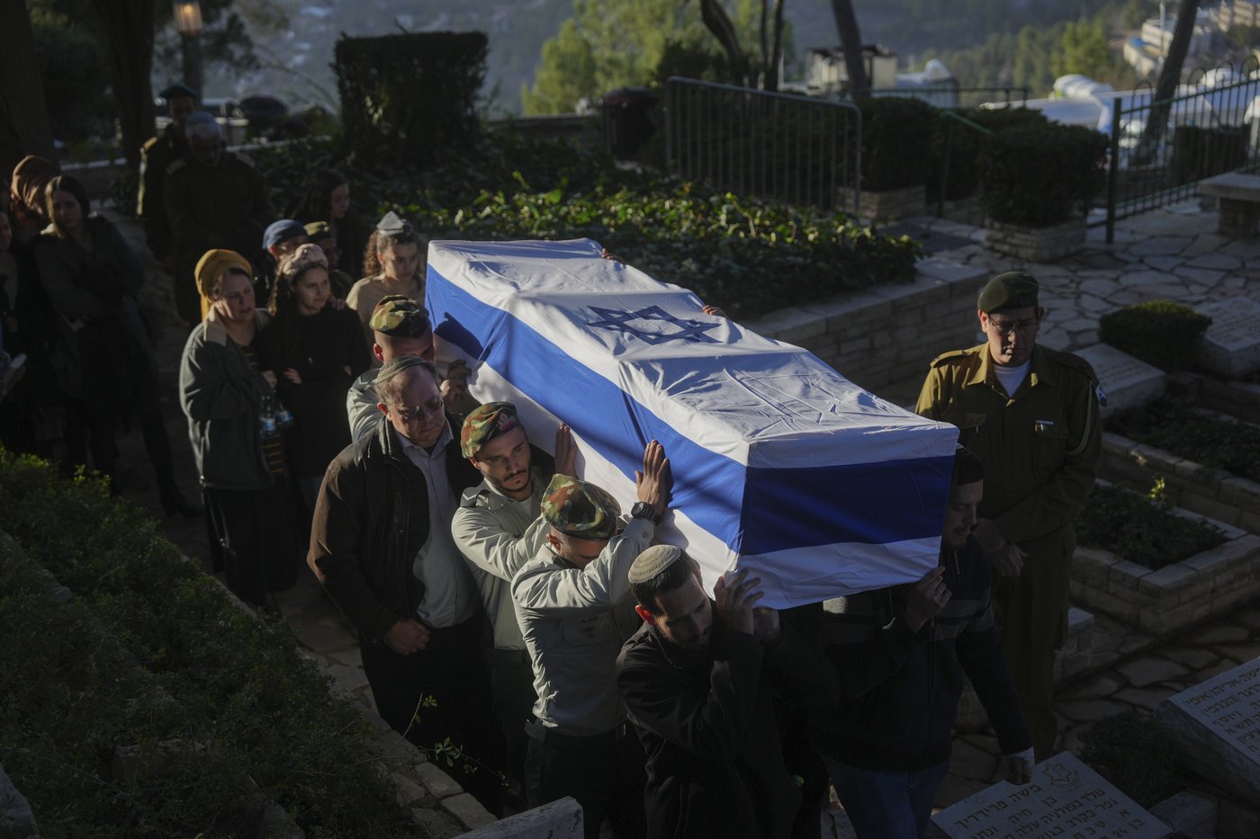 Middle East latest: Israeli raid and airstrikes in West Bank kill at least 8 Palestinians | iNFOnews.ca Middle East latest: Israeli raid and airstrikes in West Bank kill at least 8 Palestinians | iNFOnews.ca