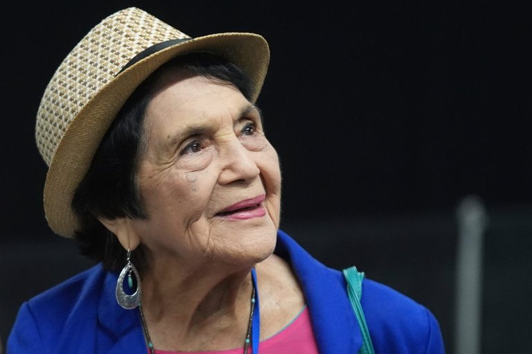 Dolores Huerta, influential labor leader, feminist and civil rights icon, dies at 96 | iNFOnews.ca
