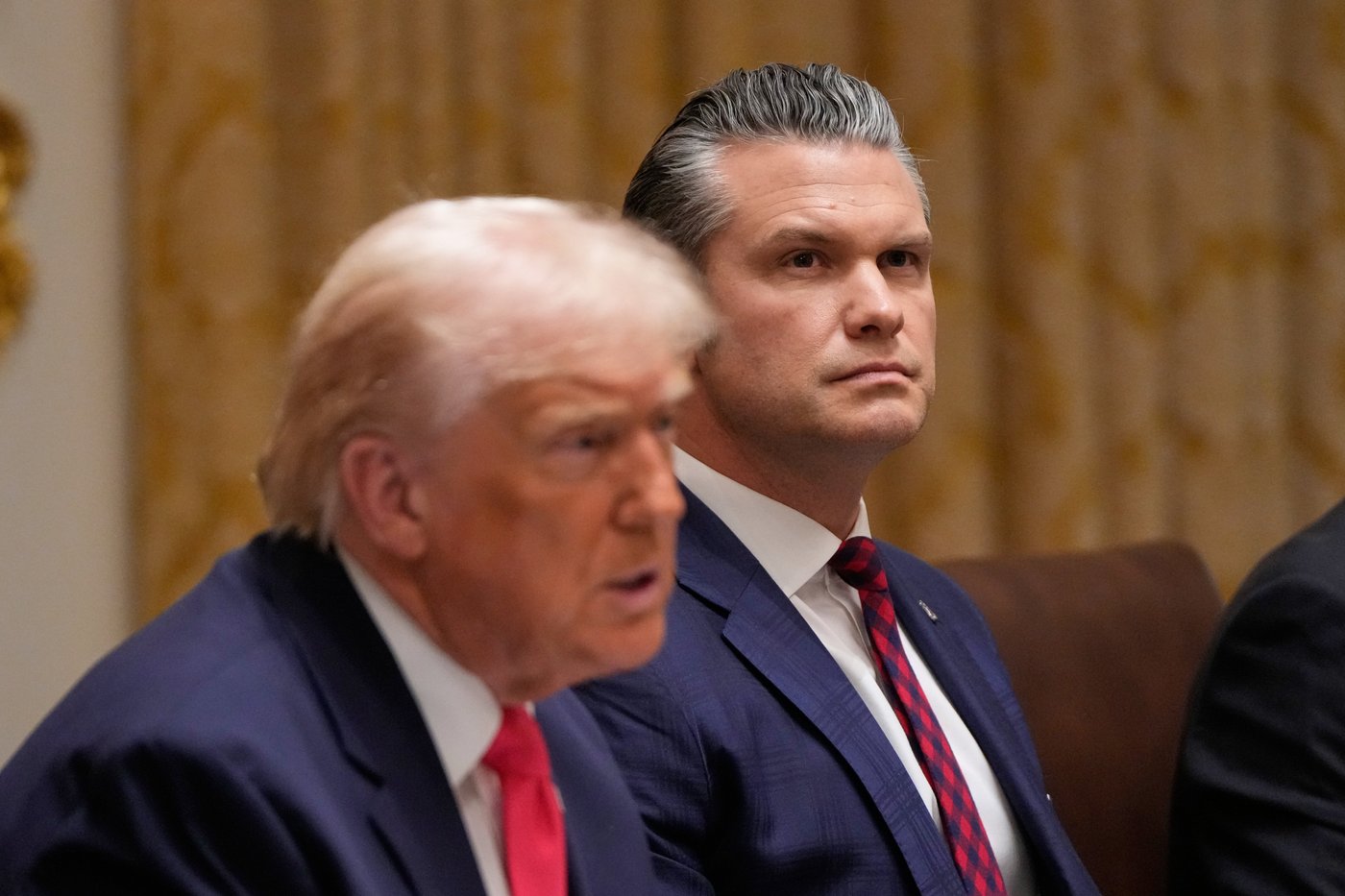 Hegseth cites 'fog of war' in defending follow-on strike on alleged drug boat | iNFOnews.ca