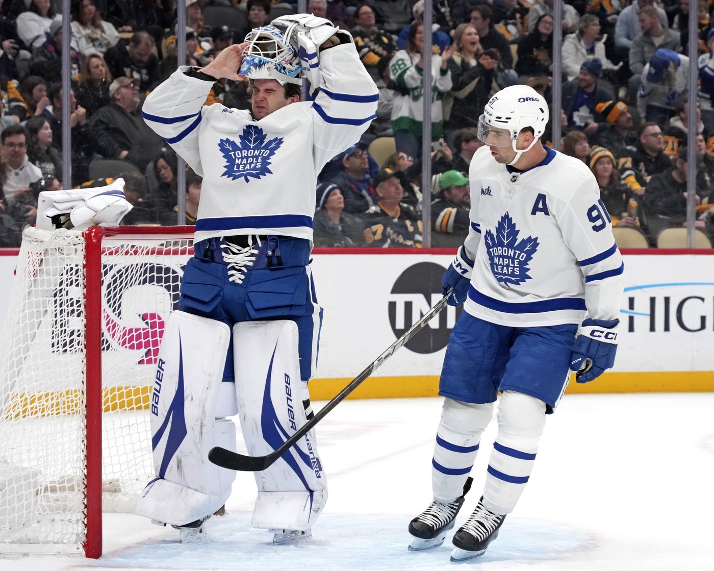 Nylander scores in overtime as the Maple Leafs beat the Penguins 6-5 for their 5th straight win | iNFOnews.ca