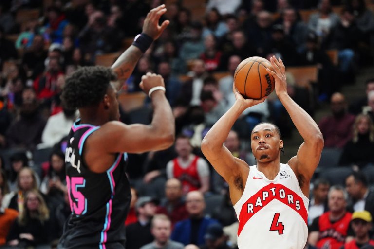 Banged up Toronto Raptors playing through the pain to close in on a playoff spot | iNFOnews.ca