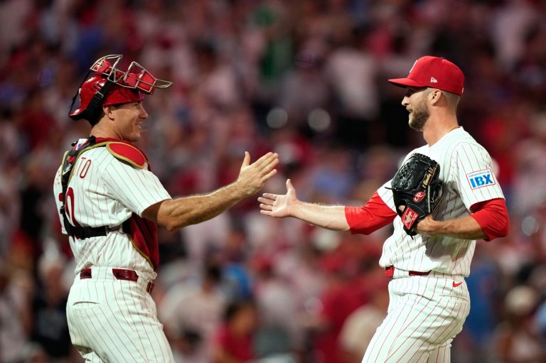 Phillies place reliever Caleb Kilian on injured list with left oblique strain | iNFOnews.ca