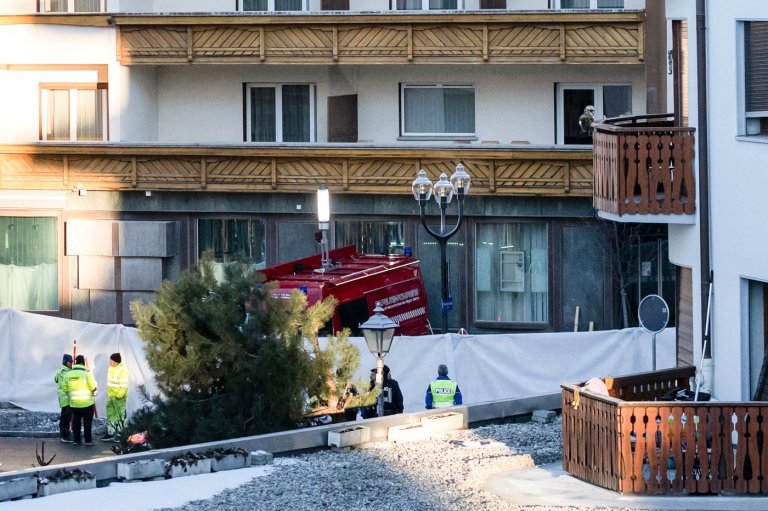 Dozens presumed dead and about 100 injured in fire at Swiss Alps bar during New Year's celebration | iNFOnews.ca
