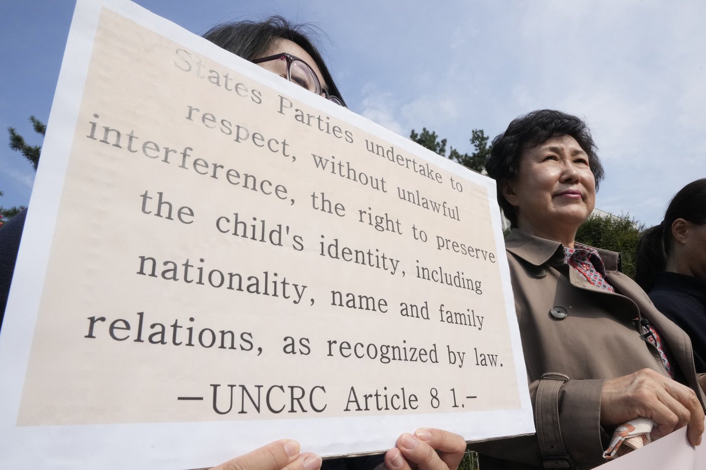 South Korean woman sues government and adoption agency after her kidnapped daughter was sent abroad | iNFOnews.ca