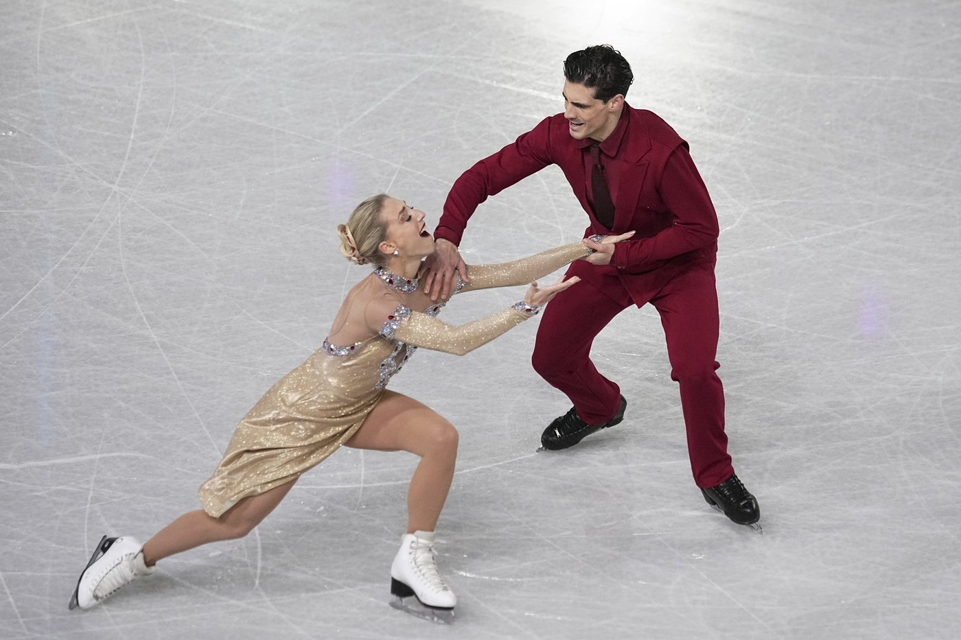 Canadian ice dancers finish fourth and fifth in Grand Prix final | iNFOnews.ca