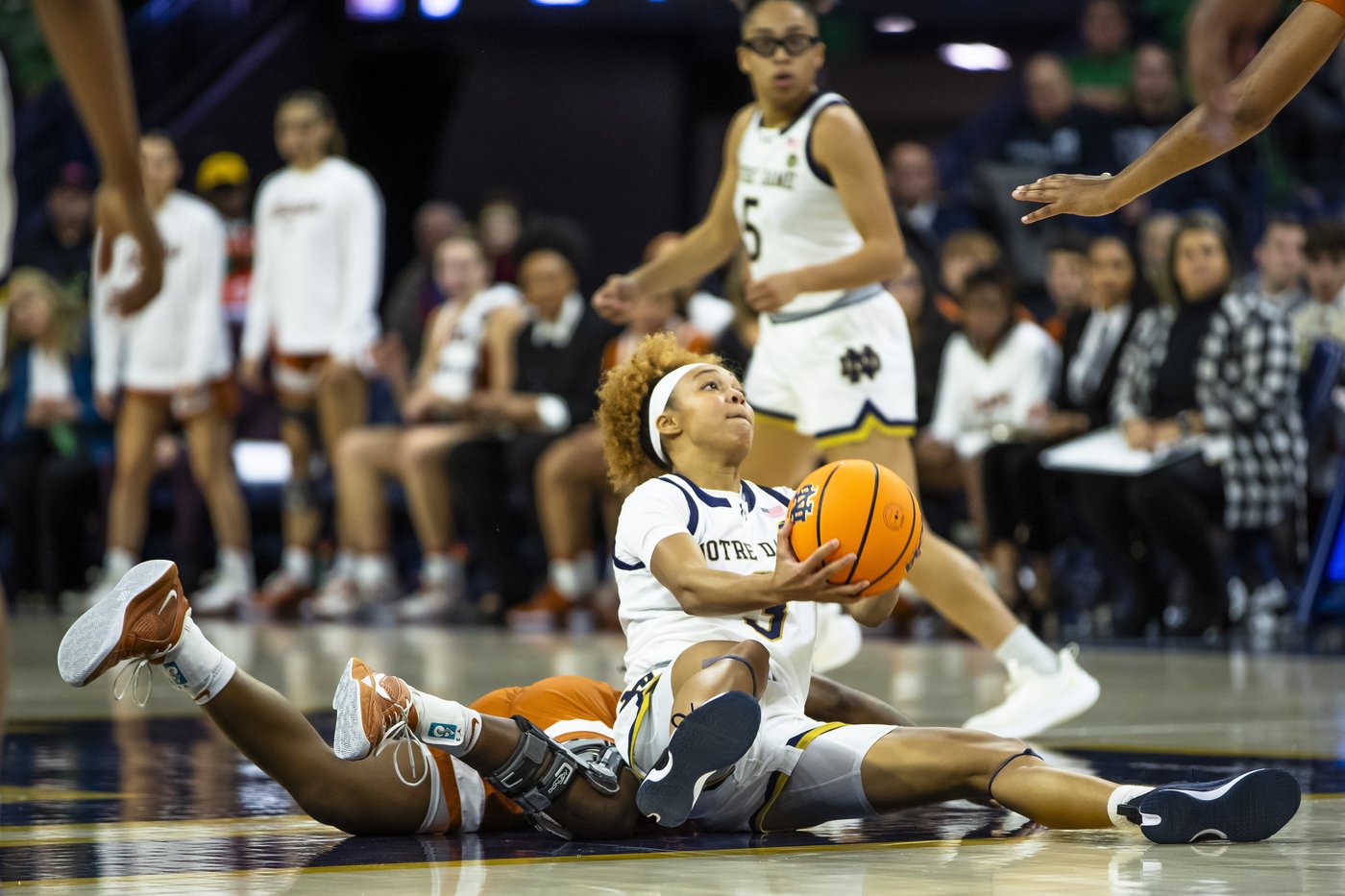 Hidalgo scores 30 as No. 10 Notre Dame women beat No. 4 Texas 80-70 in OT | iNFOnews.ca