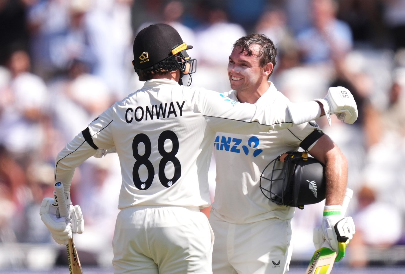 Latham and Conway share 317-run stand for New Zealand before England rallies with four late wickets | iNFOnews.ca