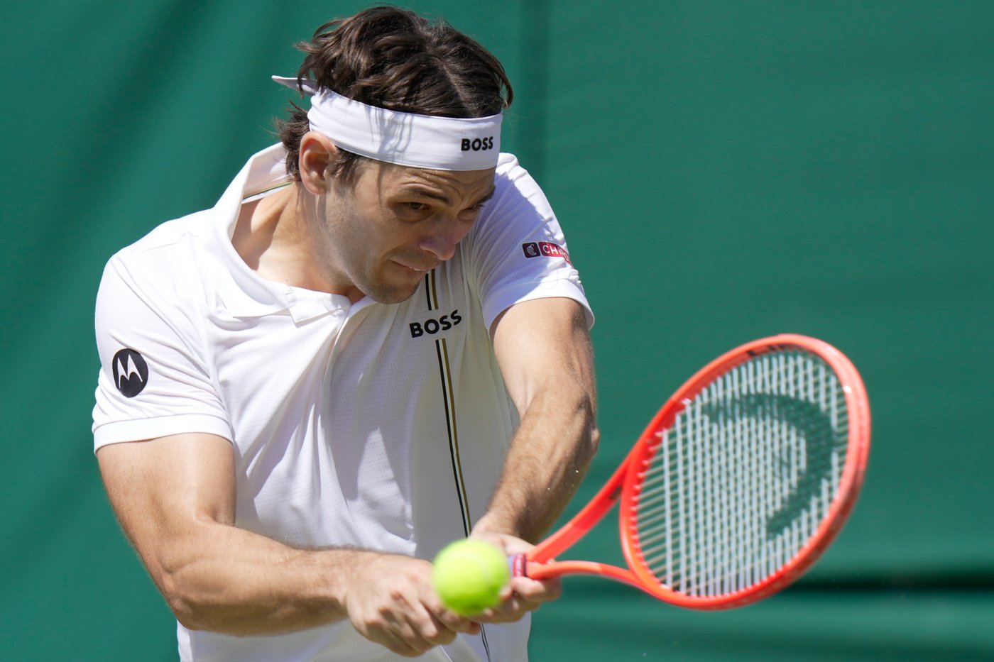 Taylor Fritz wins match and style points at Wimbledon. De Minaur also advances | iNFOnews.ca Taylor Fritz wins match and style points at Wimbledon. De Minaur also advances | iNFOnews.ca